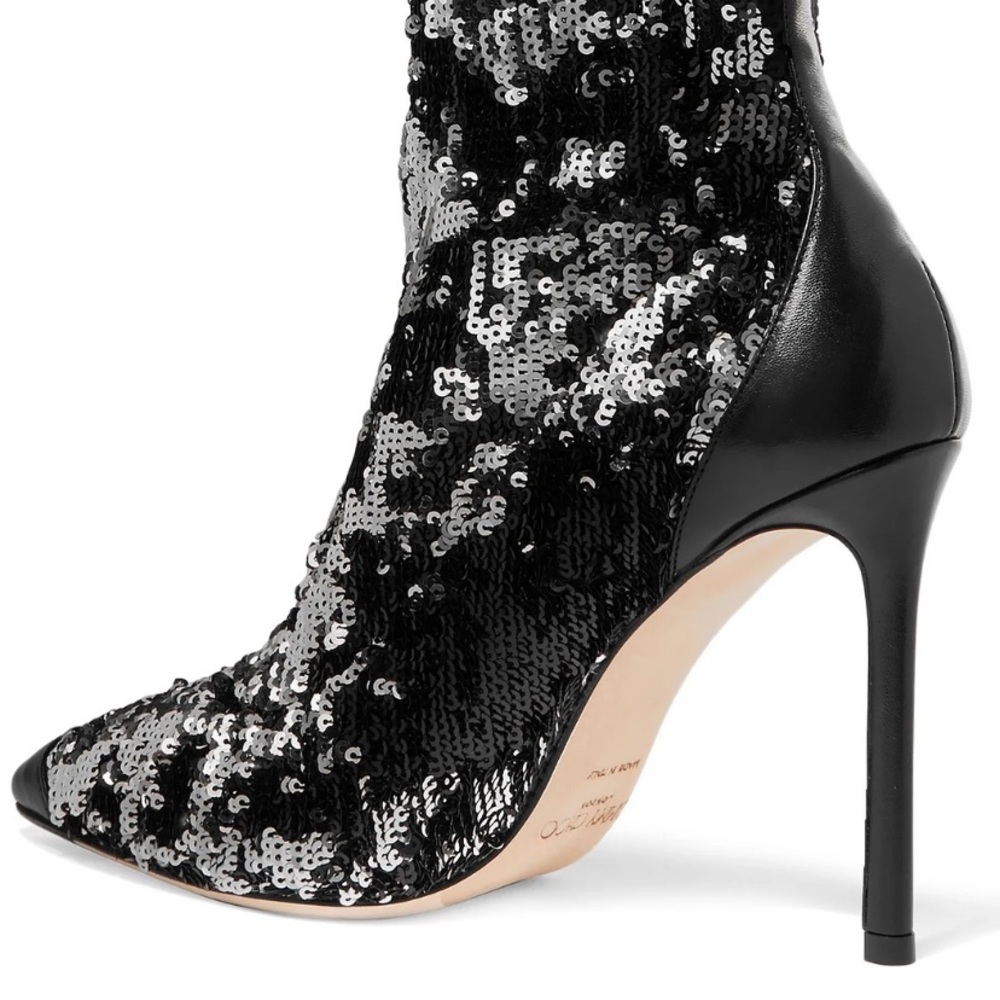 Heels - Picture 2 of 3